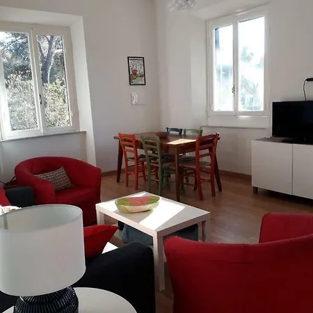 Casa Al Mare Livorno *