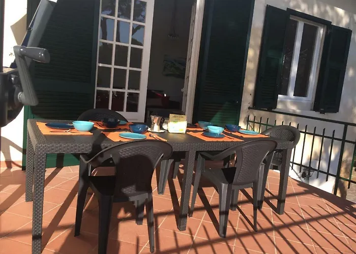 Апартаменты Casa Al Mare Livorno *